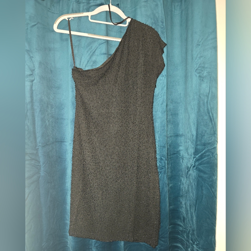 NWT Monique Leshman Asymmetrical‎ Neckline Elegant Beaded Black Dress